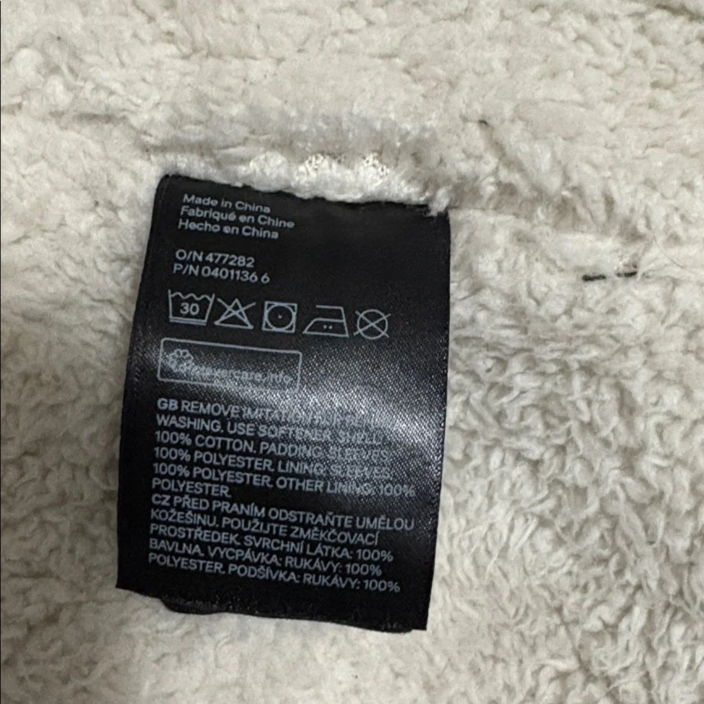 H&M Divided Women's Black Faux
Fur Pile-lined Parka Jacket with hood - Picture 14 of 15